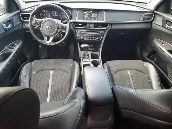 5XXGT4L37JG233487 2018 KIA OPTIMA - Image 8