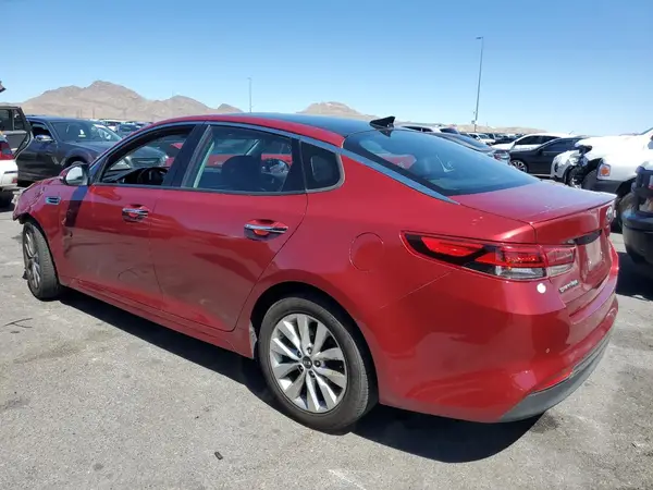 5XXGT4L37JG234042 2018 KIA OPTIMA - Image 2