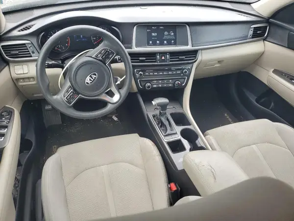 5XXGT4L37JG234140 2018 KIA OPTIMA - Image 8