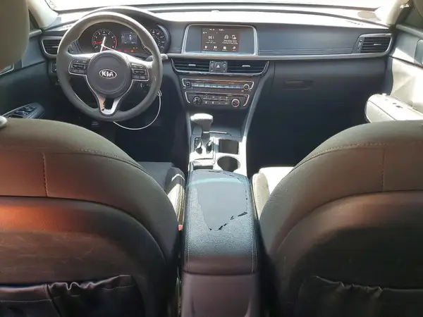 5XXGT4L37JG235224 2018 KIA OPTIMA - Image 8
