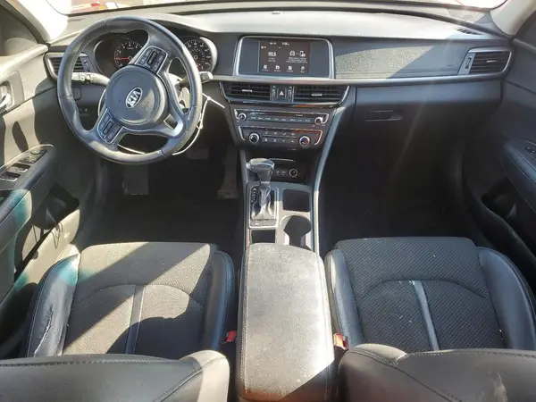 5XXGT4L37JG238947 2018 KIA OPTIMA - Image 8