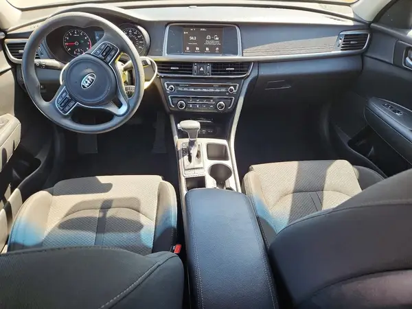 5XXGT4L37JG239919 2018 KIA OPTIMA - Image 8