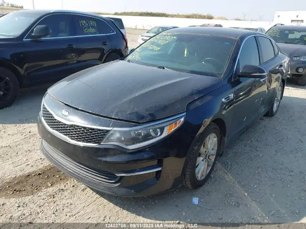 5XXGT4L37JG240438 2018 KIA OPTIMA - Image 2