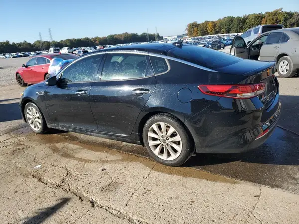 5XXGT4L37JG240813 2018 KIA OPTIMA - Image 2