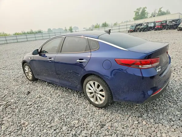 5XXGT4L37JG241573 2018 KIA OPTIMA - Image 2