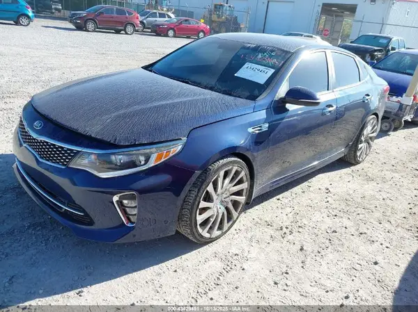 5XXGT4L37JG242416 2018 KIA OPTIMA - Image 2