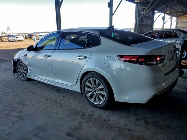5XXGT4L37JG243601 2018 KIA OPTIMA - Image 2