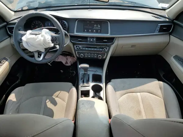 5XXGT4L37JG244697 2018 KIA OPTIMA - Image 8