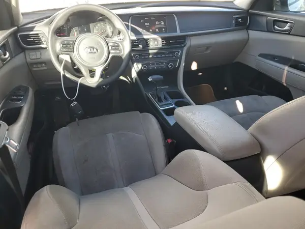 5XXGT4L37JG246823 2018 KIA OPTIMA - Image 8
