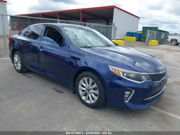 5XXGT4L37JG249401 2018 KIA OPTIMA - Image 1