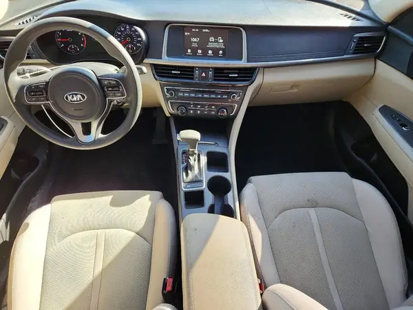 5XXGT4L37JG251438 2018 KIA OPTIMA - Image 8