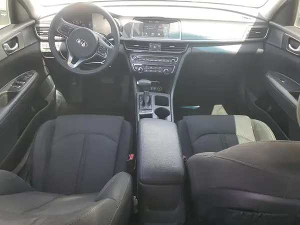 5XXGT4L37JG251892 2018 KIA OPTIMA - Image 8