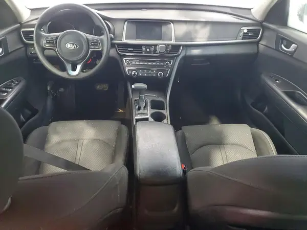 5XXGT4L37JG252539 2018 KIA OPTIMA - Image 8