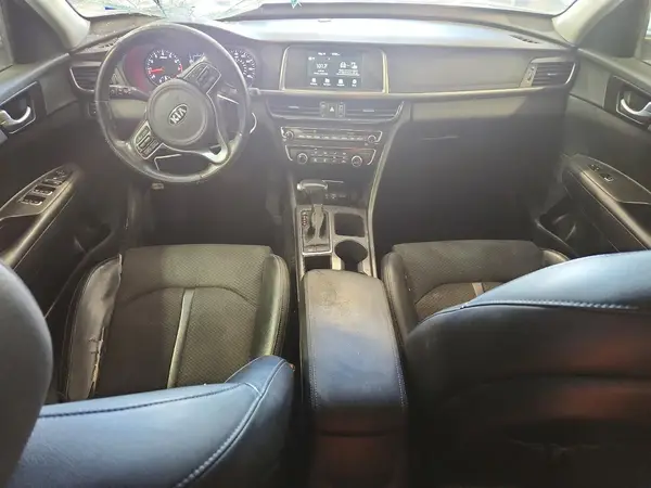 5XXGT4L37JG254694 2018 KIA OPTIMA - Image 8