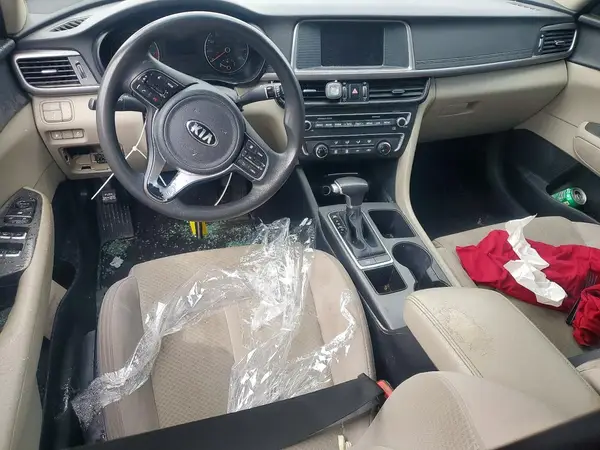 5XXGT4L37JG254808 2018 KIA OPTIMA - Image 8