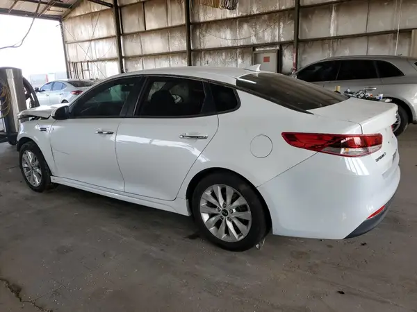 5XXGT4L37JG255277 2018 KIA OPTIMA - Image 2