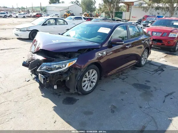 5XXGT4L37JG261404 2018 KIA OPTIMA - Image 2