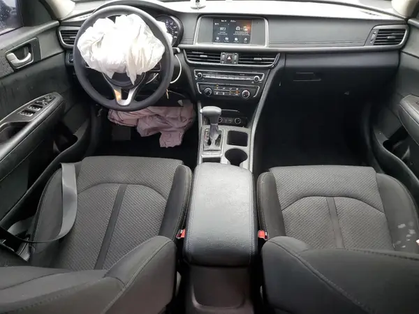 5XXGT4L37JG263427 2018 KIA OPTIMA - Image 8