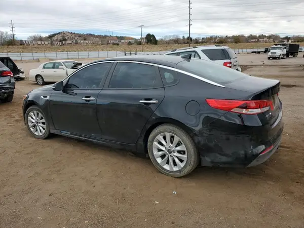 5XXGT4L37JG263895 2018 KIA OPTIMA - Image 2