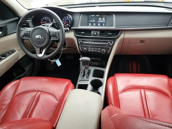 5XXGT4L37JG264268 2018 KIA OPTIMA - Image 8