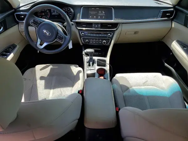 5XXGT4L37JG265890 2018 KIA OPTIMA - Image 8