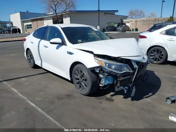 5XXGT4L37JG266313 2018 KIA OPTIMA - Image 1