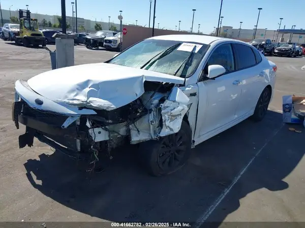 5XXGT4L37JG266313 2018 KIA OPTIMA - Image 2