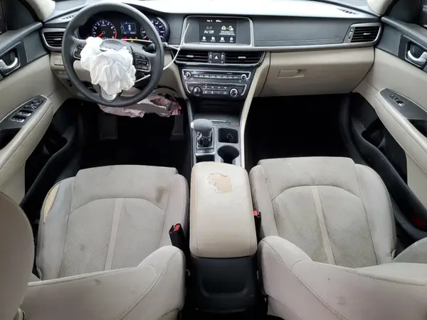 5XXGT4L37JG267123 2018 KIA OPTIMA - Image 8