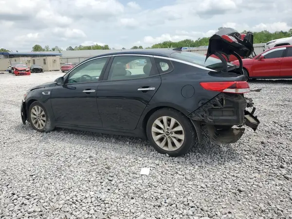 5XXGT4L37JG268742 2018 KIA OPTIMA - Image 2