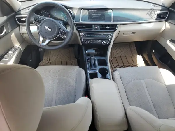 5XXGT4L37JG268742 2018 KIA OPTIMA - Image 8