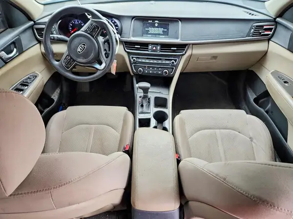 5XXGT4L37JG269261 2018 KIA OPTIMA - Image 8
