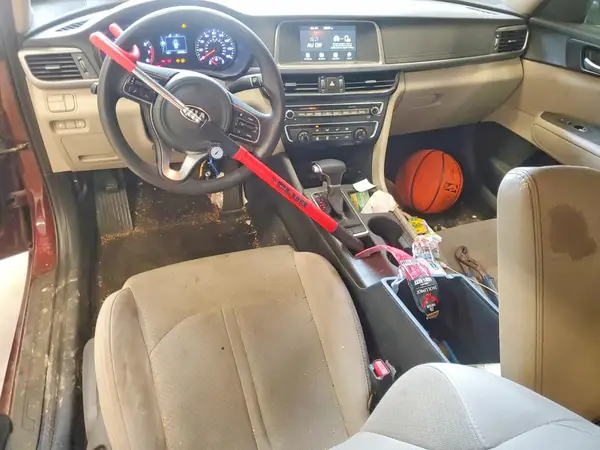 5XXGT4L37JG271463 2018 KIA OPTIMA - Image 8