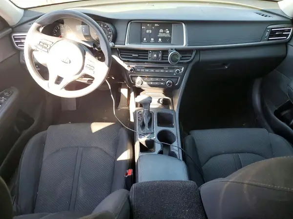 5XXGT4L37JG272161 2018 KIA OPTIMA - Image 8