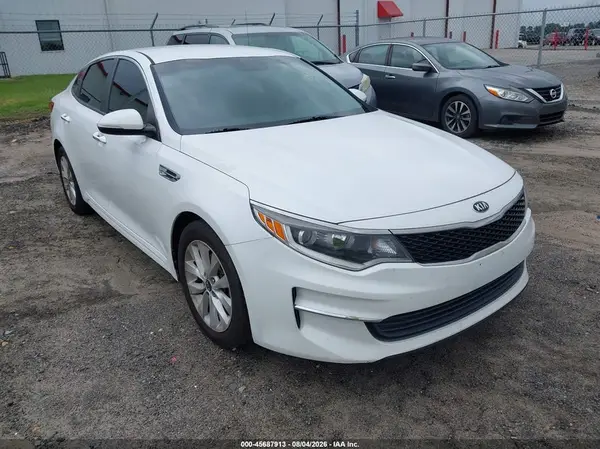 5XXGT4L37JG272256 2018 KIA OPTIMA - Image 1