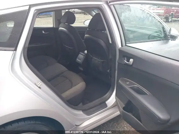5XXGT4L37JG272886 2018 KIA OPTIMA - Image 8