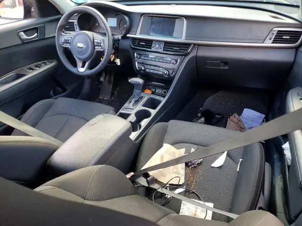 5XXGT4L37JG272922 2018 KIA OPTIMA - Image 8