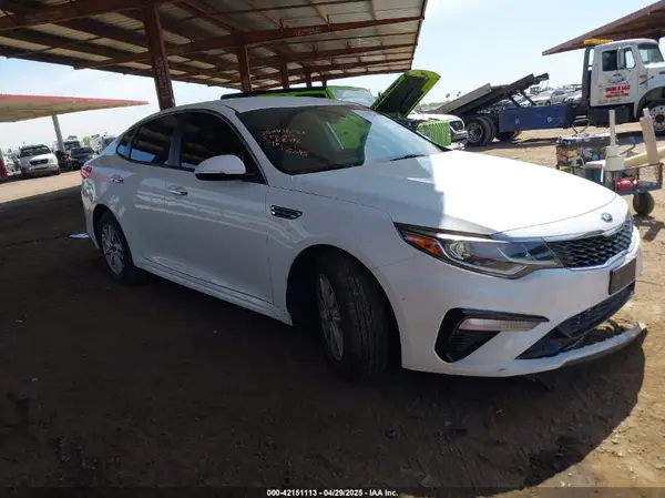 5XXGT4L37KG275045 2019 KIA OPTIMA - Image 1
