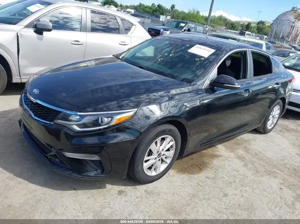 5XXGT4L37KG275577 2019 KIA OPTIMA - Image 2