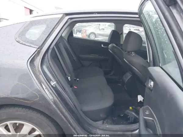 5XXGT4L37KG275854 2019 KIA OPTIMA - Image 8