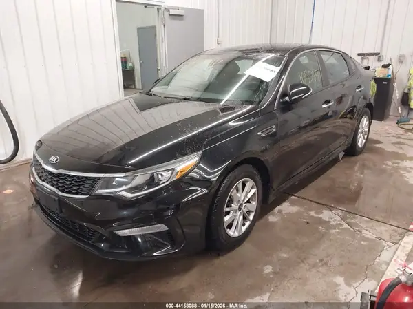 5XXGT4L37KG276695 2019 KIA OPTIMA - Image 2