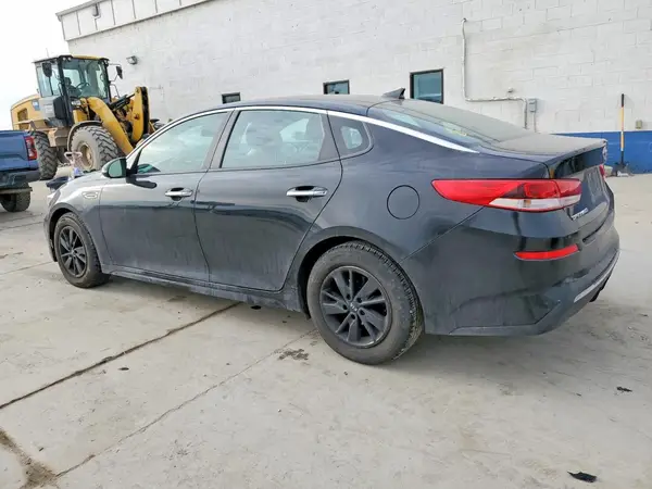 5XXGT4L37KG276714 2019 KIA OPTIMA - Image 2