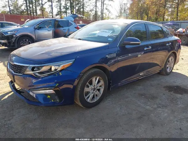 5XXGT4L37KG277586 2019 KIA OPTIMA - Image 2