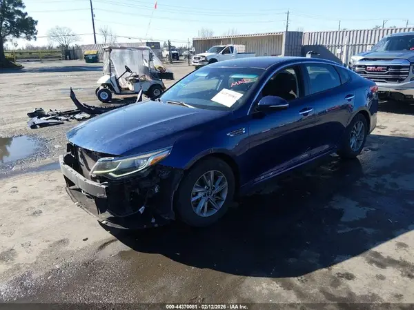 5XXGT4L37KG281198 2019 KIA OPTIMA - Image 2