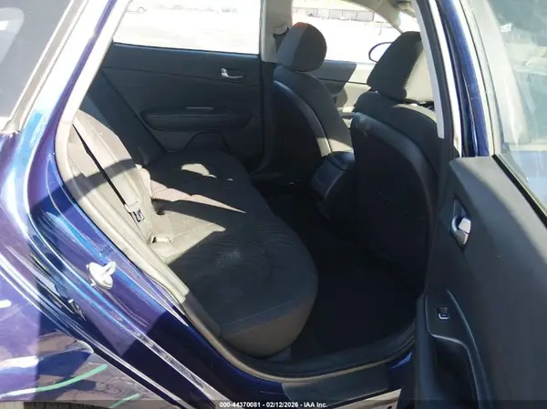 5XXGT4L37KG281198 2019 KIA OPTIMA - Image 8