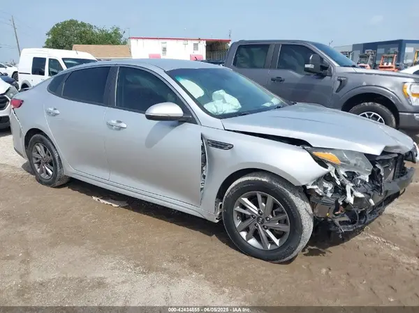 5XXGT4L37KG281329 2019 KIA OPTIMA - Image 1