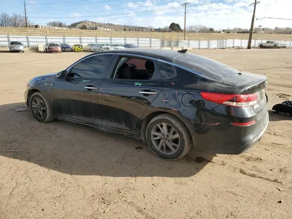 5XXGT4L37KG282299 2019 KIA OPTIMA - Image 2