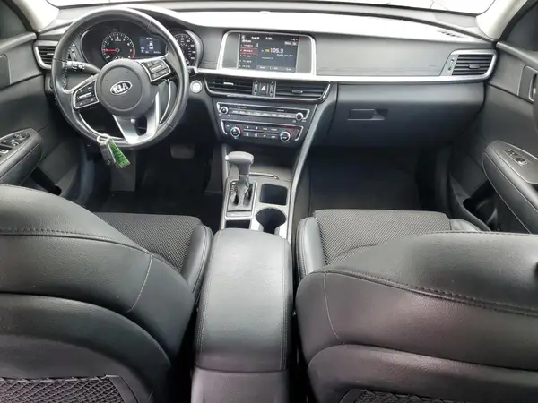 5XXGT4L37KG284019 2019 KIA OPTIMA - Image 8