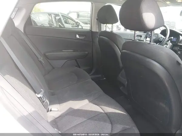 5XXGT4L37KG286031 2019 KIA OPTIMA - Image 8
