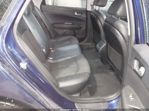 5XXGT4L37KG288054 2019 KIA OPTIMA - Image 8