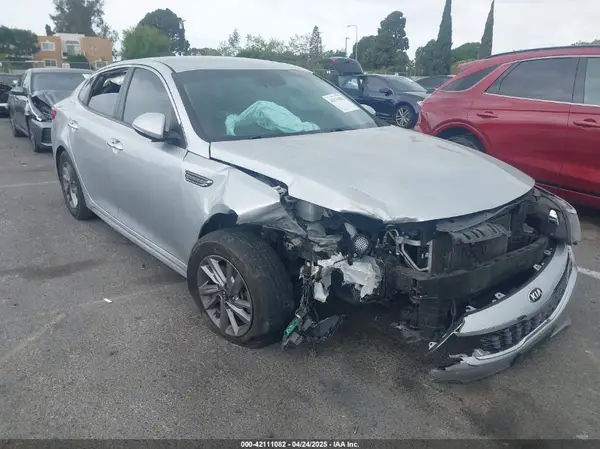 5XXGT4L37KG288488 2019 KIA OPTIMA - Image 1